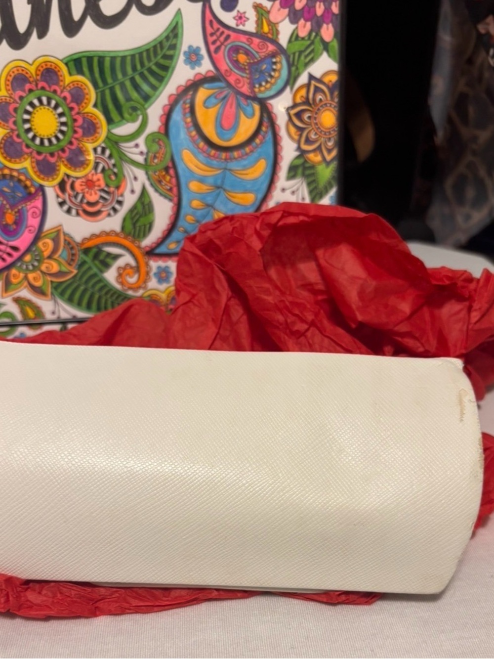 MK EyeGlass Case - Picture 7 of 10
